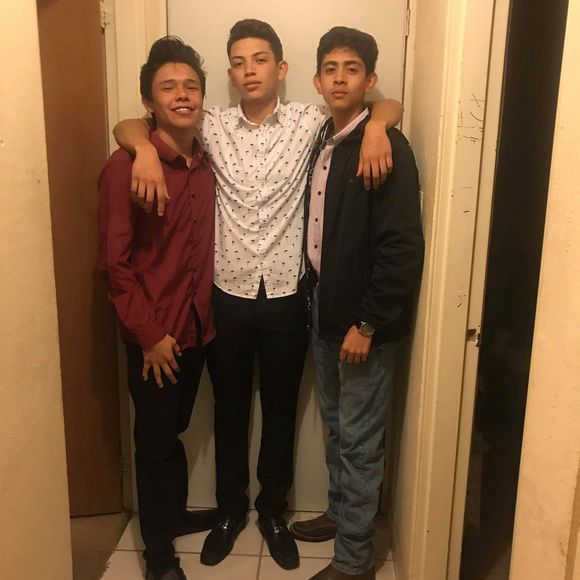 Meet your Posher, Cristian - Picture 1 of 1